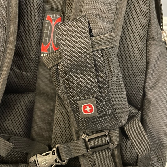 NEW WEGNER BACKPACK; in perfect condition with added silver design in the front! - Picture 11 of 14